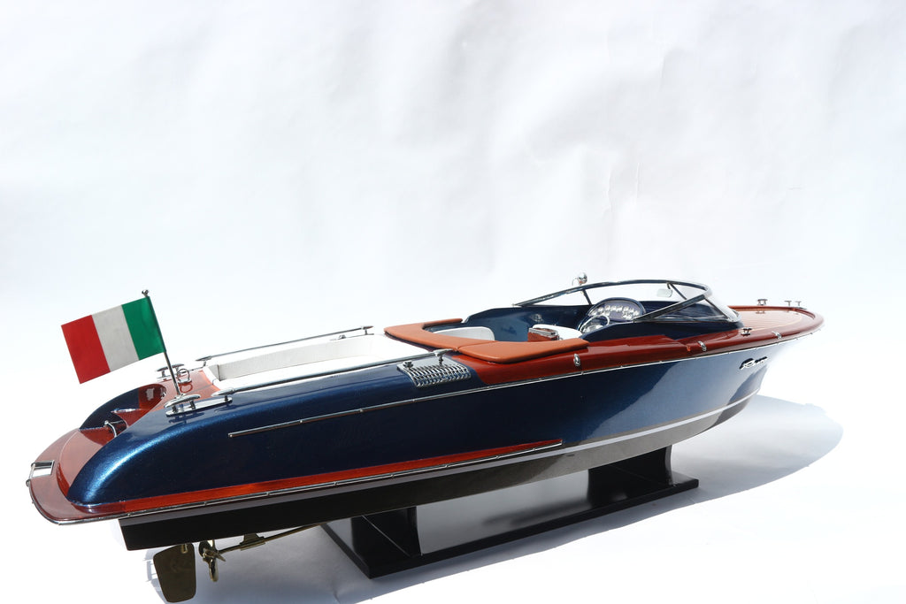 Model Speed Boat Riva Aquariva 88 x 27 x H. 23 cm