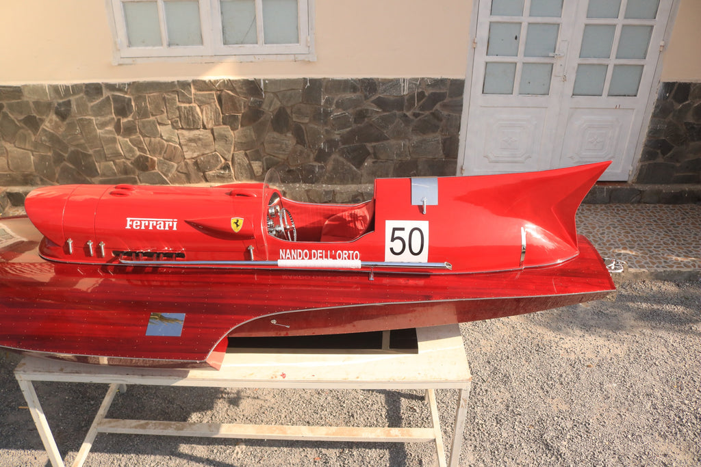 Modell-Speedboot Ferrari Hydroplane, 1954 XXXL size (hull ) 316X120X87 316 x 120 x H. 87 cm