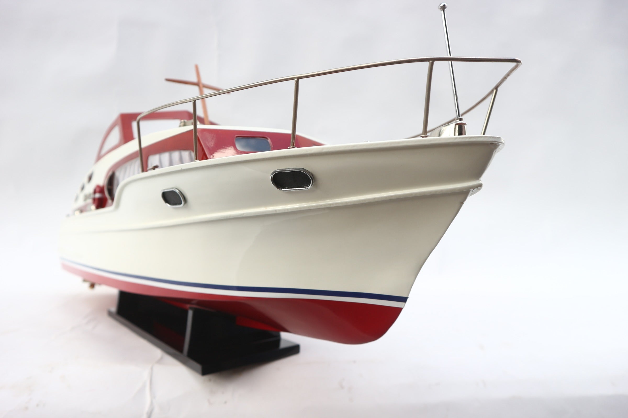 Model Speed Boat Chris Craft Commander 71 x 22 x H. 28 cm