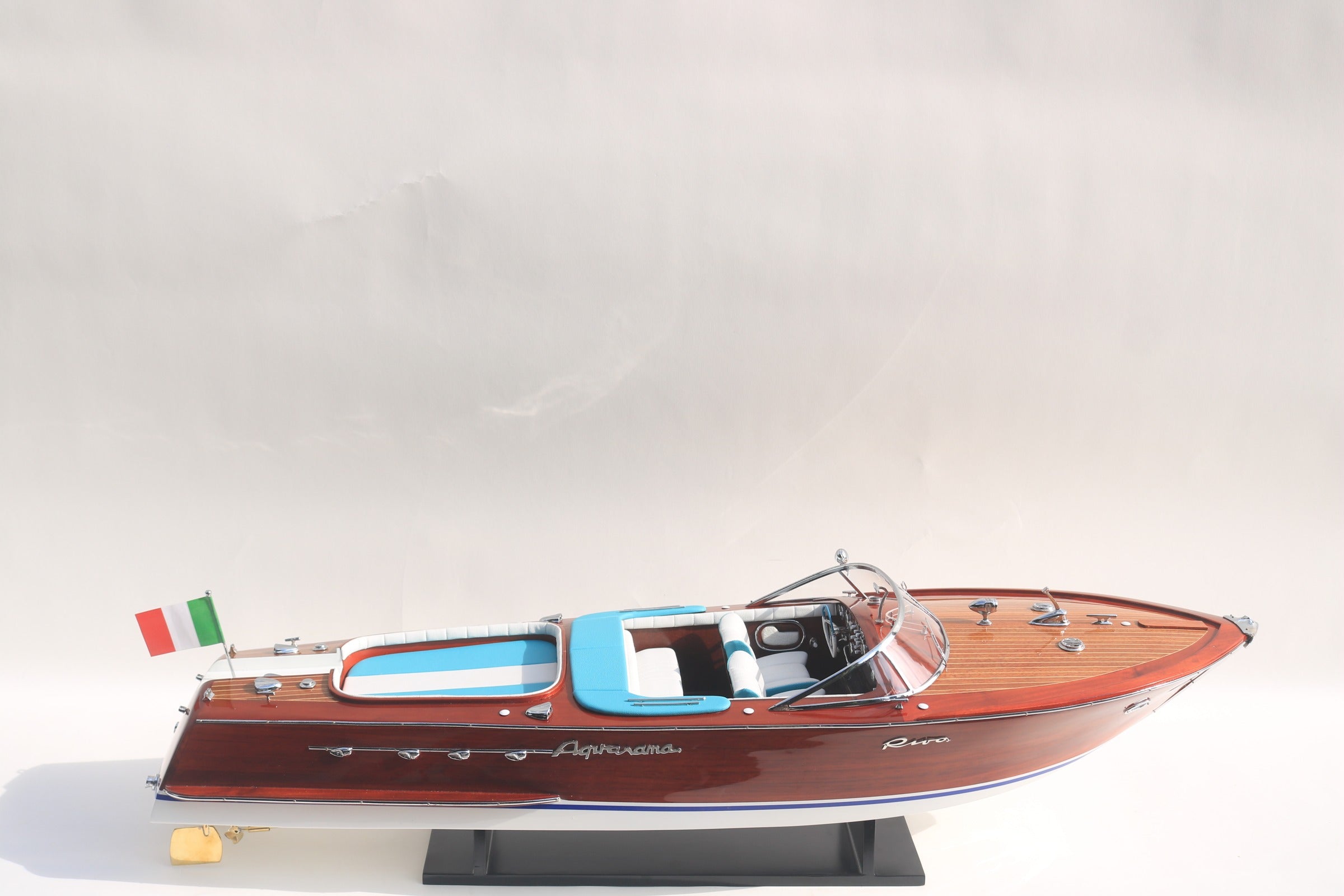 Model Speed Boat Super Riva Aquarama Painted 40 x 12 x H. 12 cm