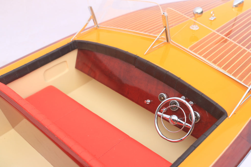 Model Speed Boat Chris Craft Riviera 1954 92 x 32 x H. 25 cm