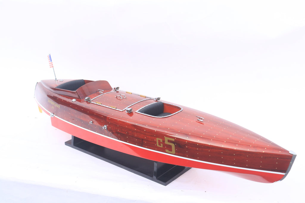 Modell-Speedboot Baby Bootlegger (with hundreds of brass pins on hull) 90 x 21 x H. 23 cm