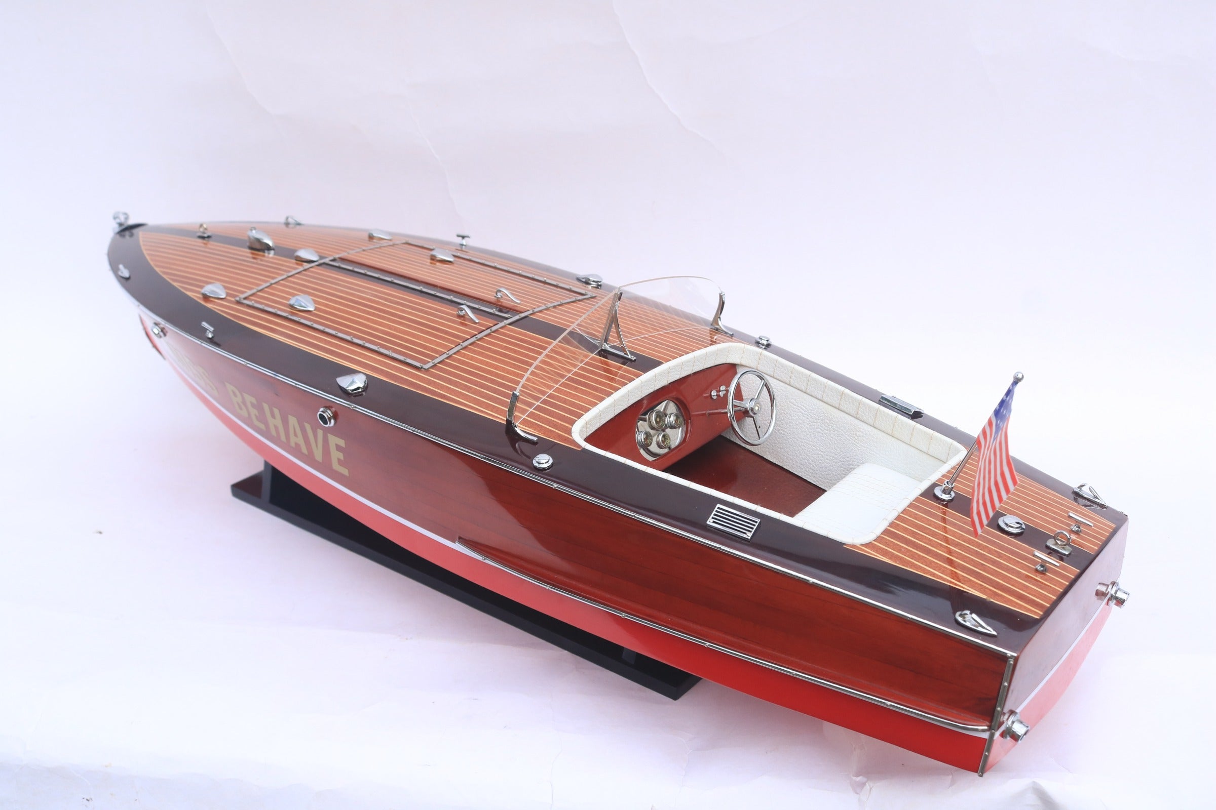 Model Speed Boat Miss Behave 80 x 26 x H. 23 cm