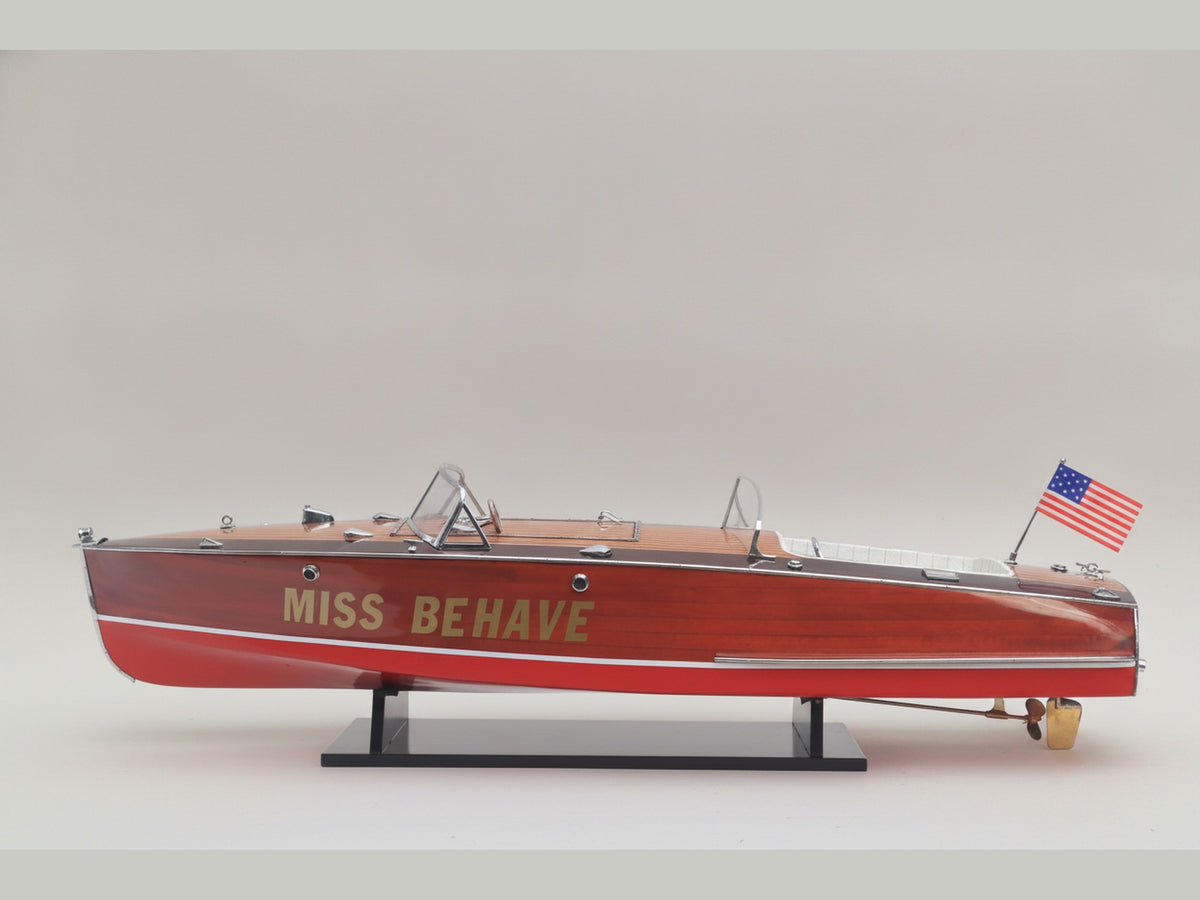 Model Speed Boat Miss Behave 80 x 26 x H. 23 cm