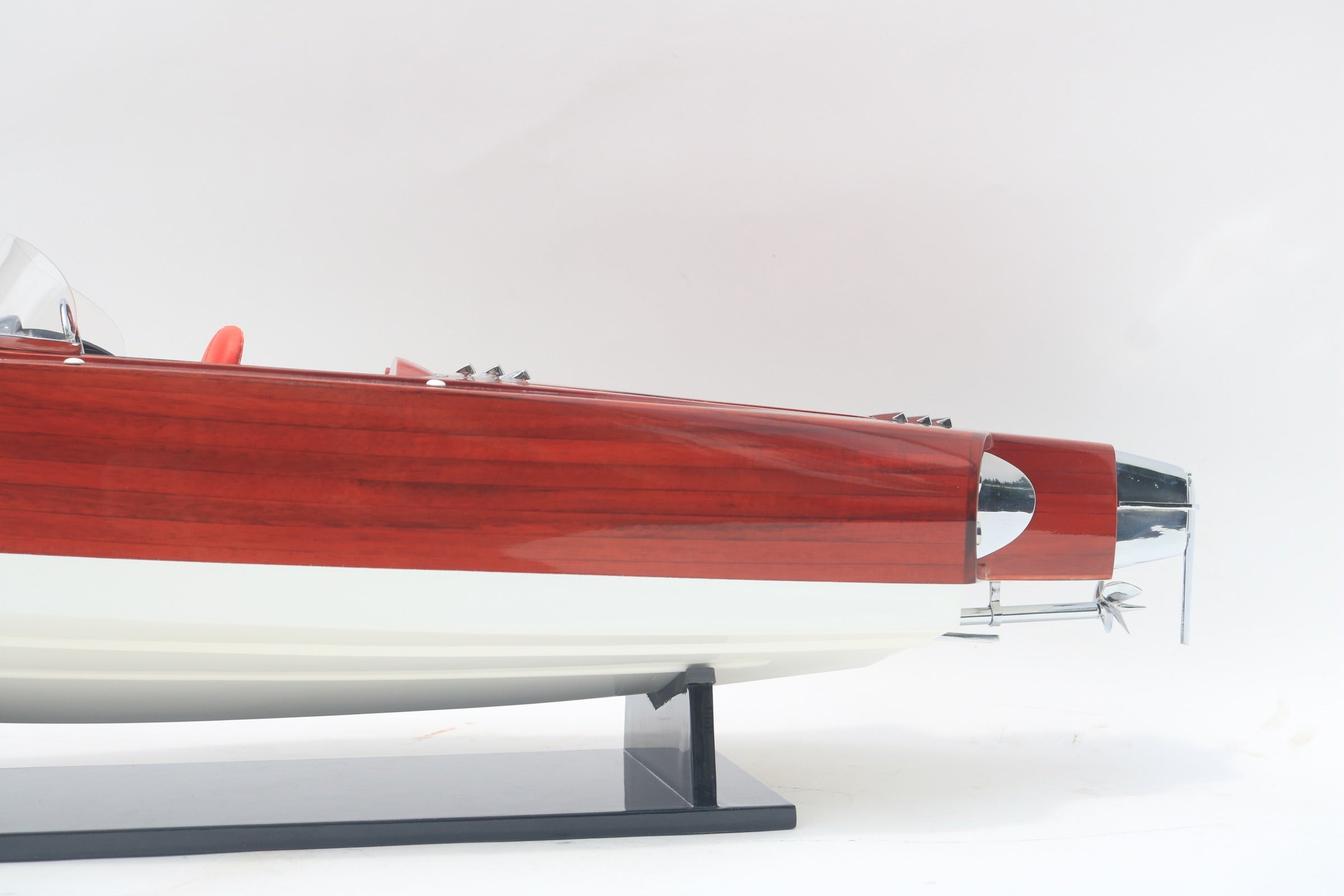 Model Speed Boat Alpha Z 90 x 22 x H. 28 cm
