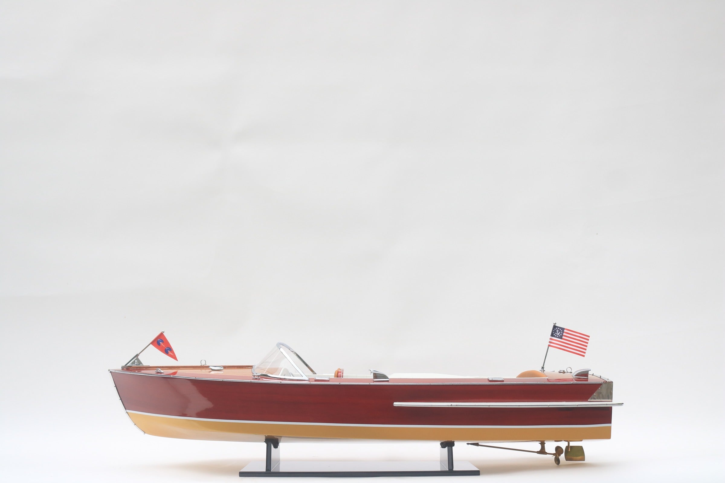 Model Speed Boat Chris Craft Holidays 1962 86 x 28 x H. 23 cm