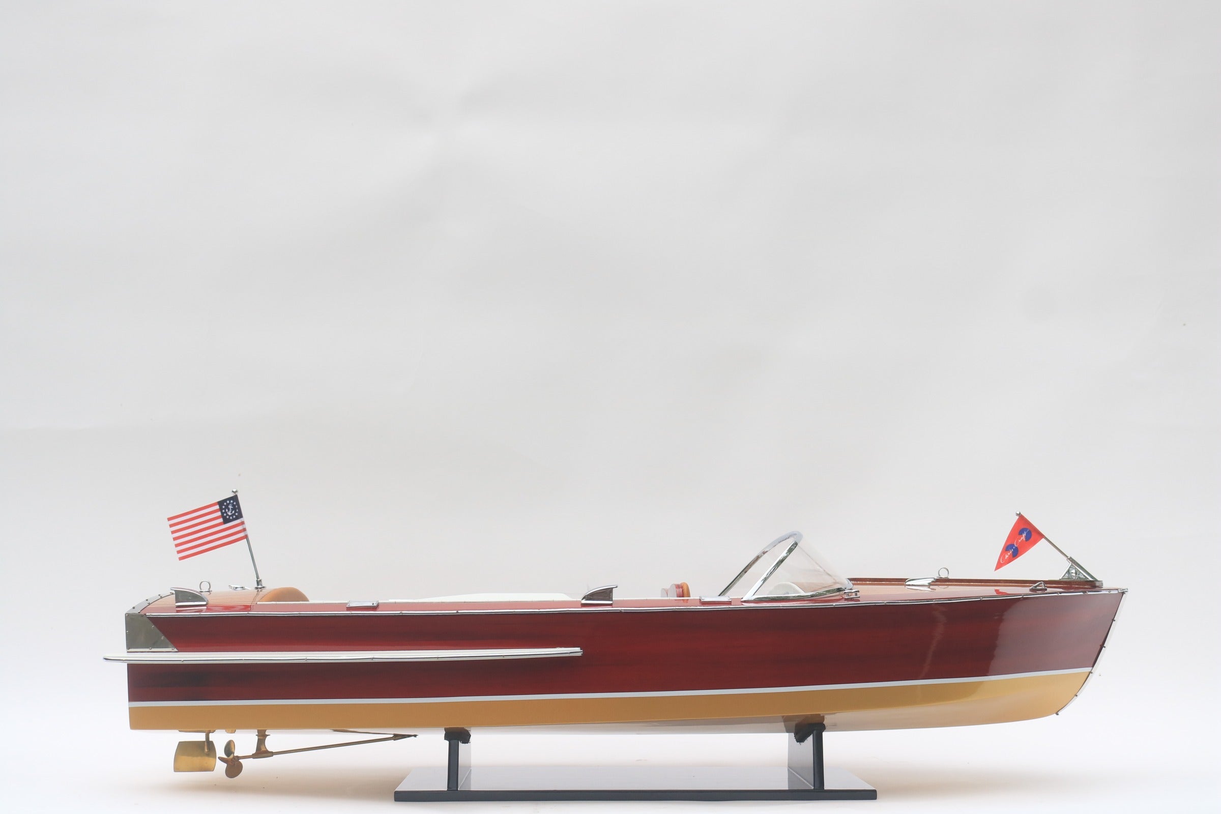 Model Speed Boat Chris Craft Holidays 1962 86 x 28 x H. 23 cm