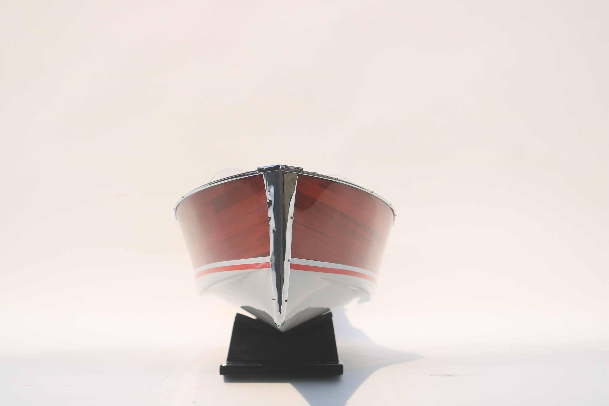 Modell-Speedboot Saetta 86 x 28 x H. 24 cm