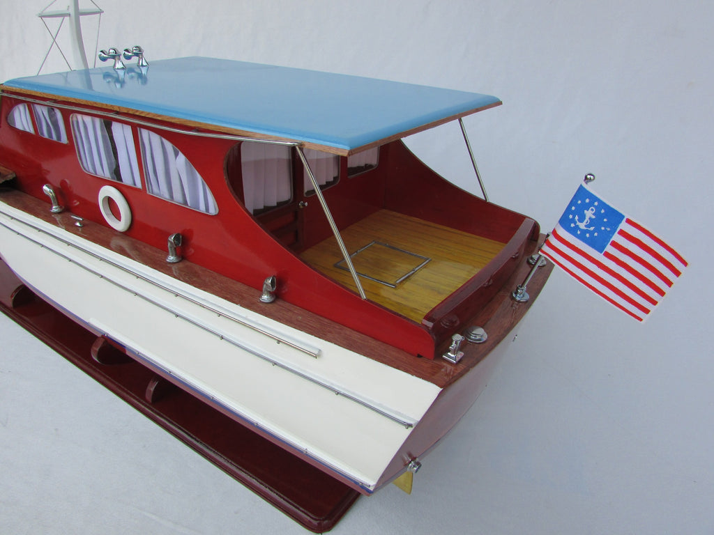 Modell-Speedboot Chris Craft Double Stateroom Cruiser 1940 84 x 24 x H. 34 cm