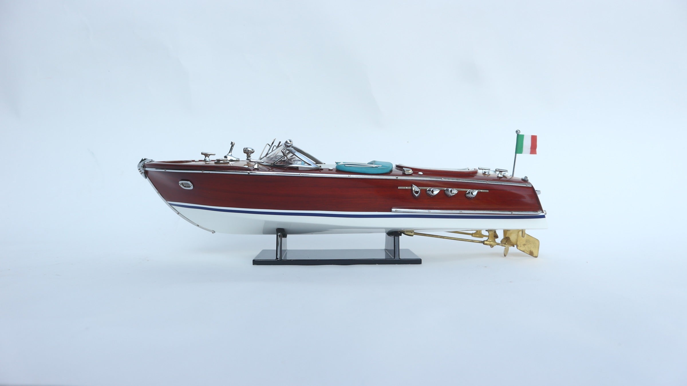 Model Speed Boat Chris Craft Triple Cockpit 73 x 22 x H. 23 cm