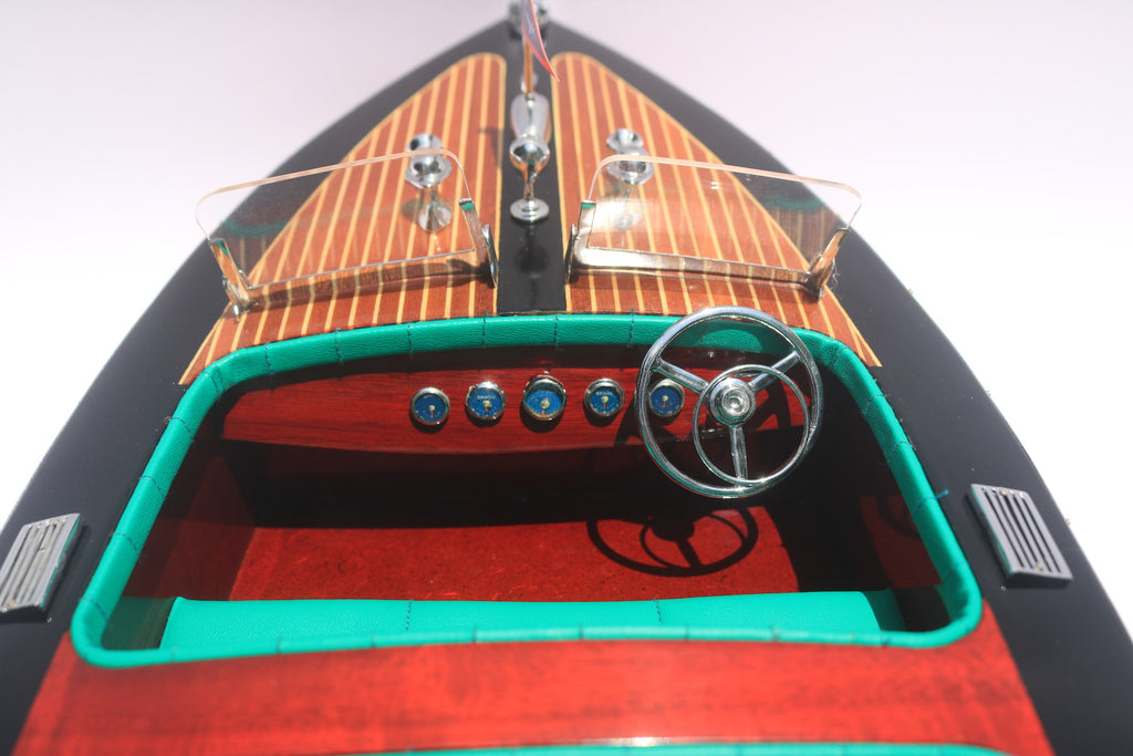 Model Speed Boat Chris Craft Triple Cockpit 81 x 23 x H. 23 cm