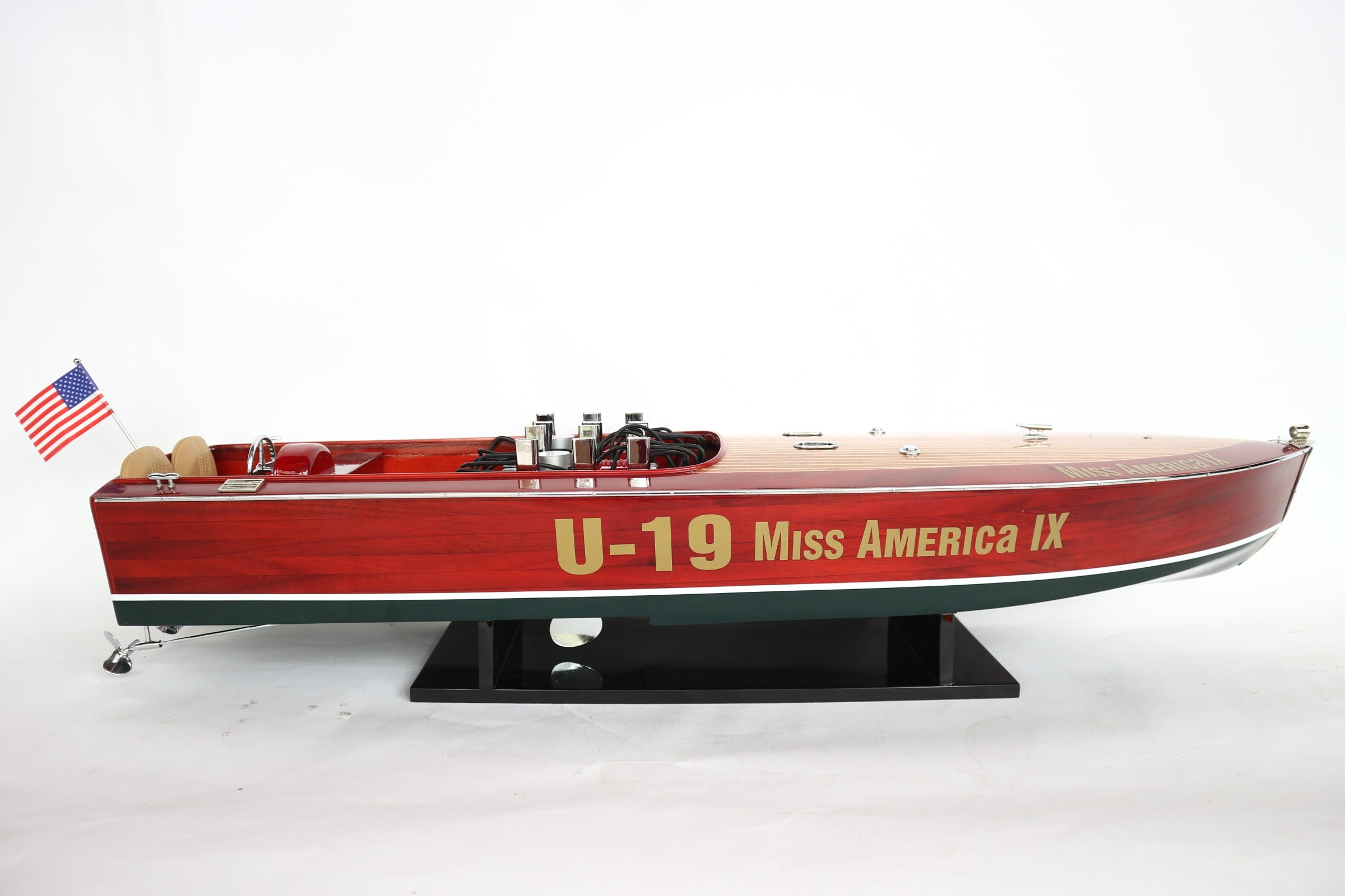 Model Speed Boat Miss America Ix 80 x 21 x H. 20 cm