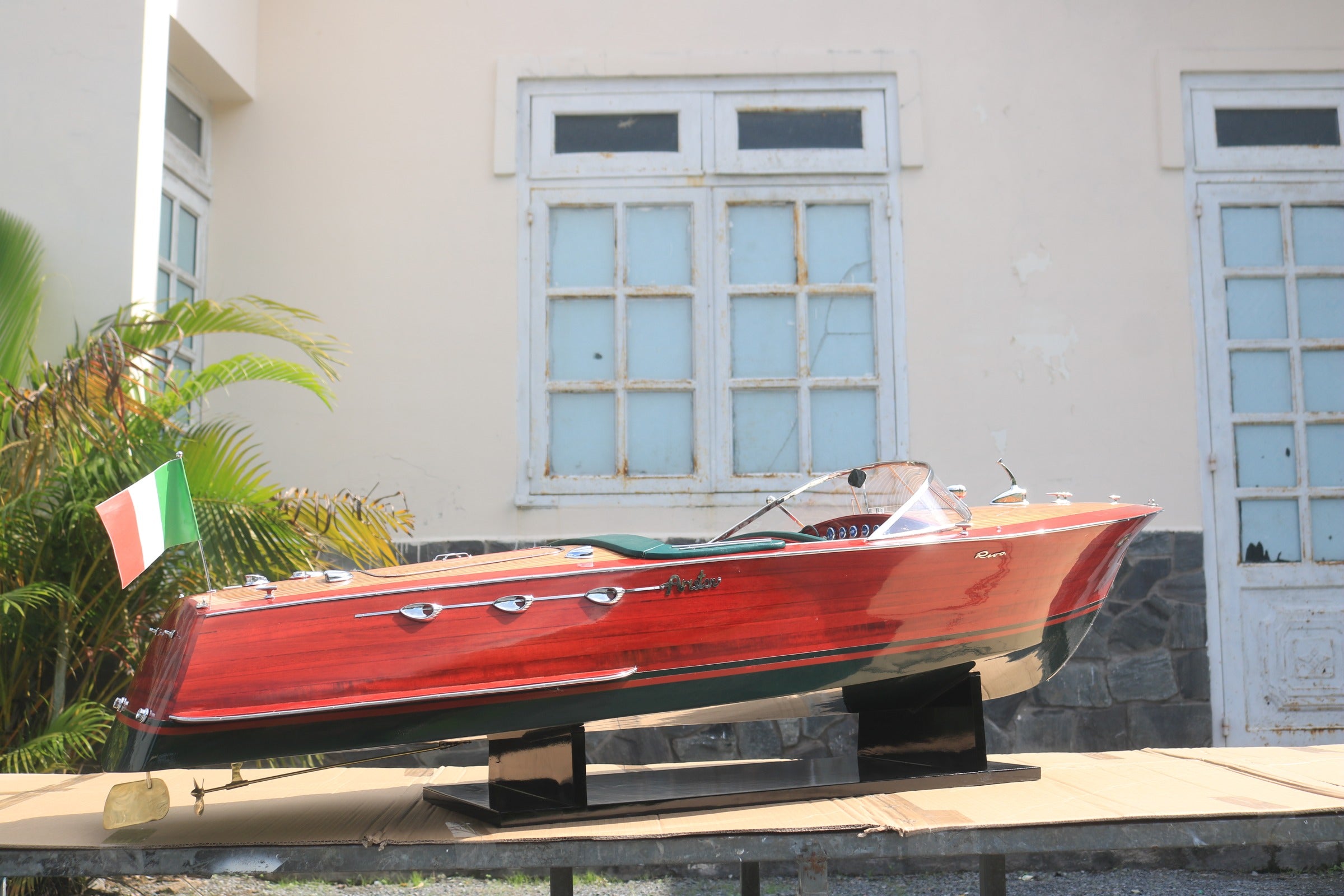 Model Speed Boat Riva Ariston X-Large 160 x 50 x H. 58 cm