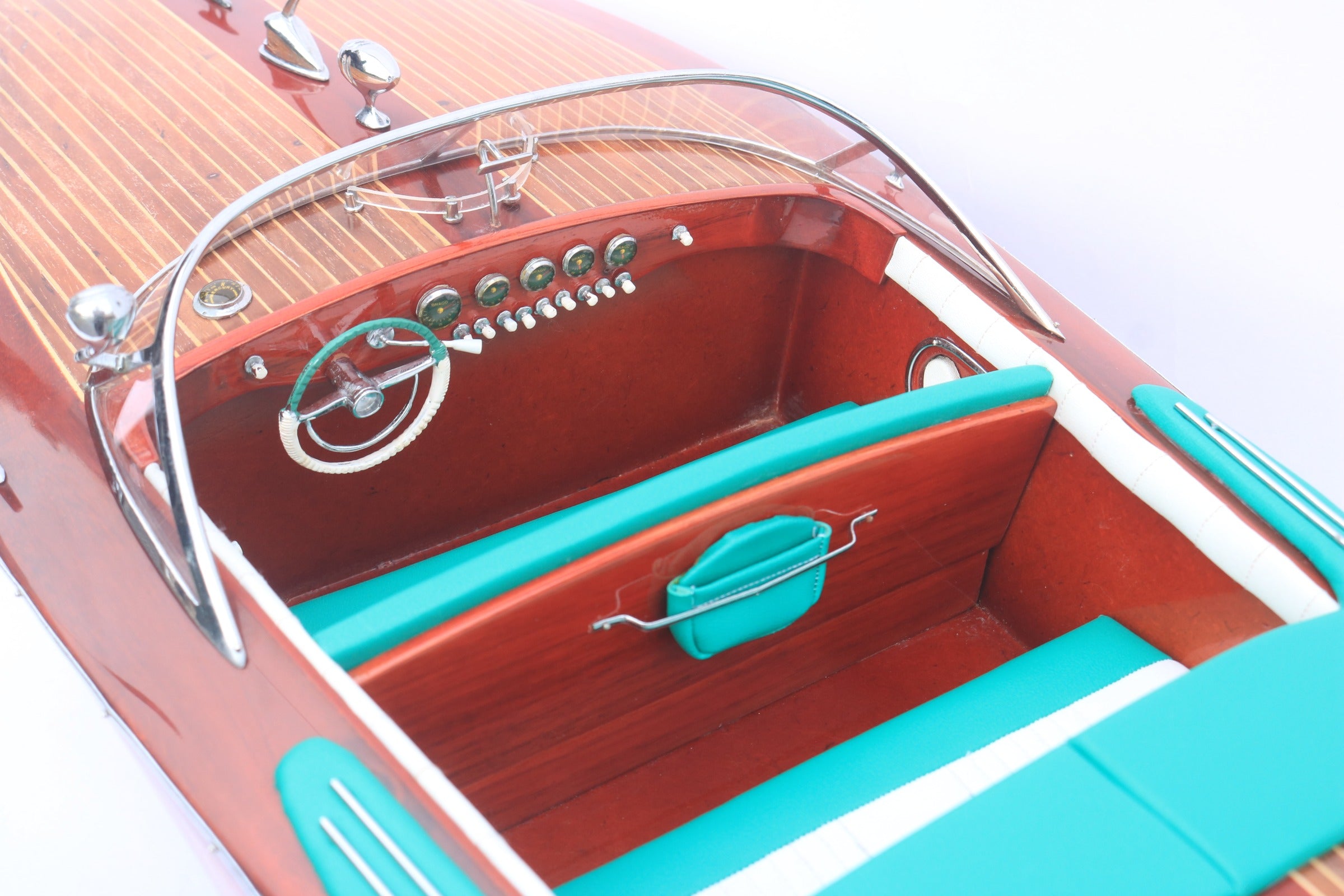 Modell-Speedboot Riva Ariston (White hull) 90 x 27 x H. 22 cm