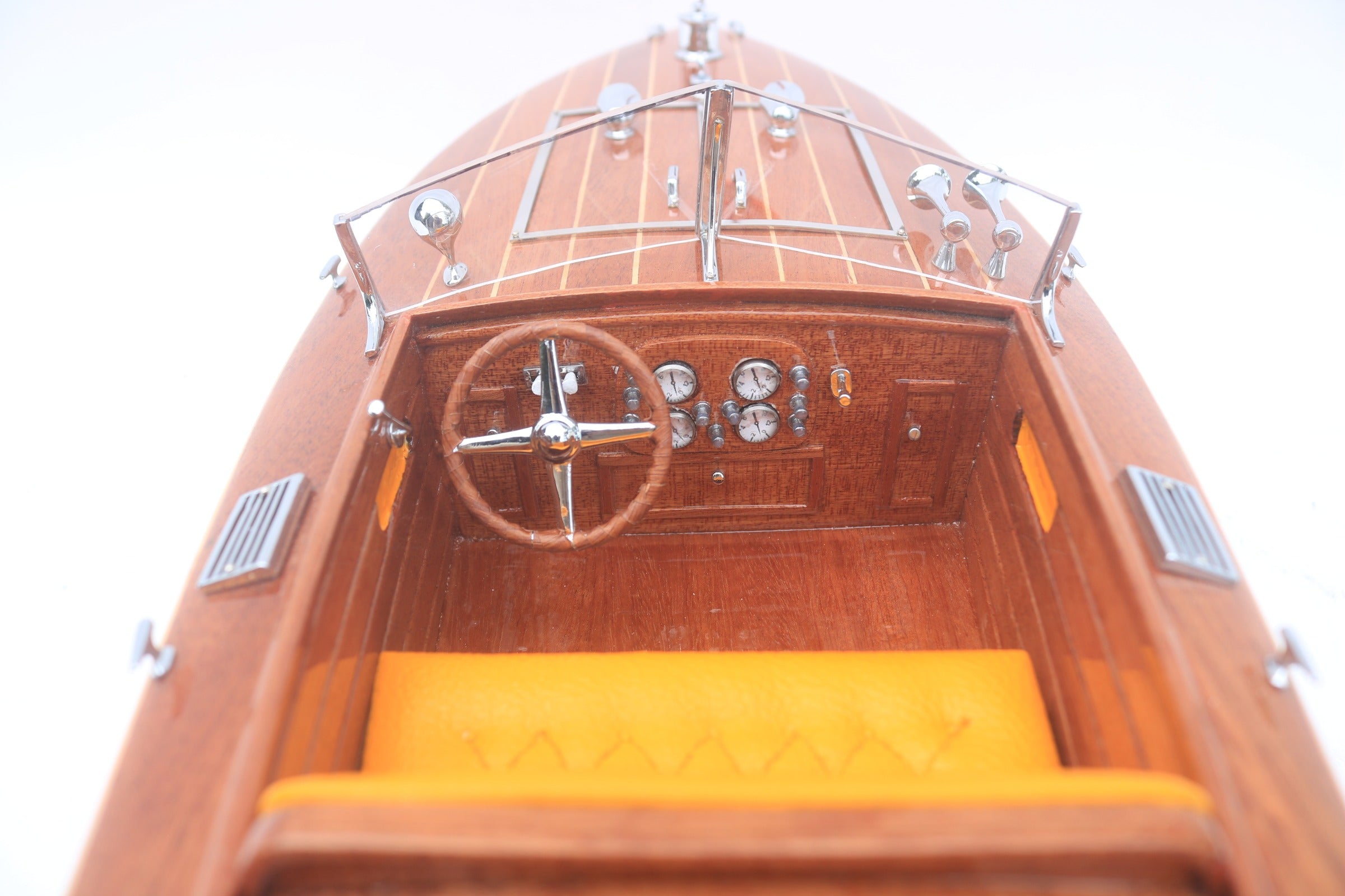 Model Speed Boat Ditchburn Viking 63 x 19 x H. 27 cm