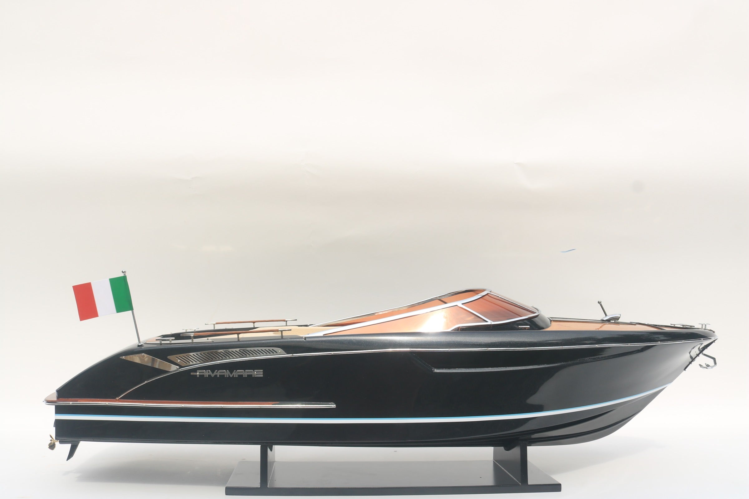 Model Speed Boat Riva Rivamare 38 84 x 25 x H. 26 cm