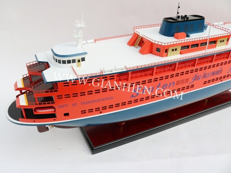 Model Ocean Liner Staten Island Ferry 80 x 18 x H. 30 cm