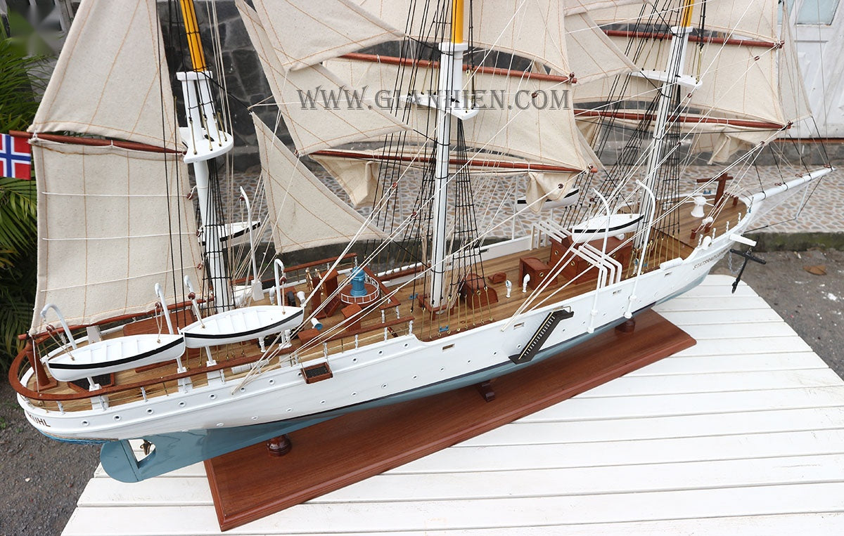 Modellsegelschiff Statsraad Lehmkuhl 80 x 13 x H. 67 cm