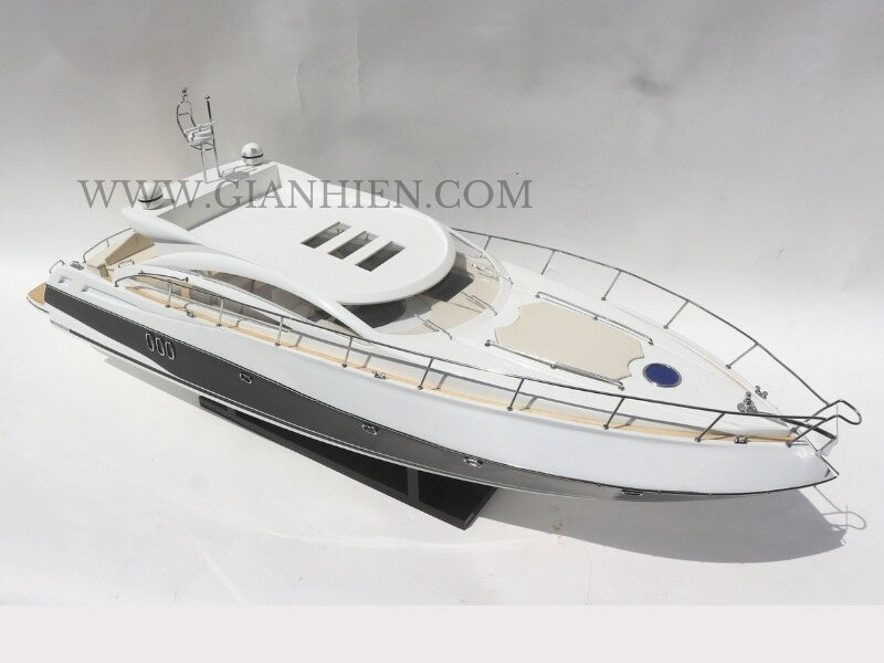 Modellyacht Sunseeker Predator 62 88 x 23 x H. 36 cm