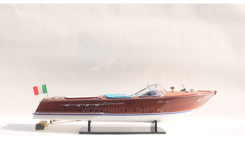 Model Ship Super RIVA Aquarama Painted 87 x 27 x H. 23 cm
