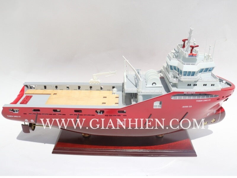 Model Cargo Ship Thien UNG 01 62 x 15 x H. 35 cm