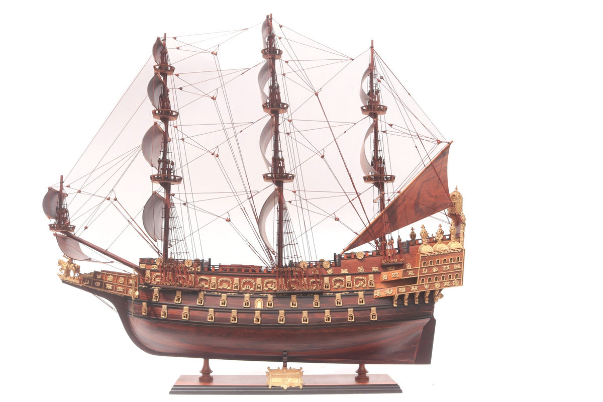 Model Tall Ship Sovereign of the Sea - Special Edition (Padouk) 85 x 25 x H. 79 cm