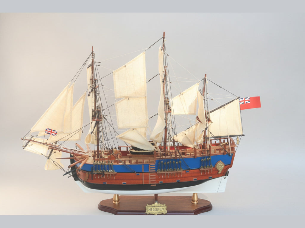 Modellsegelschiff HM Bark Endeavour Painted 63 x 14 x H. 66 cm