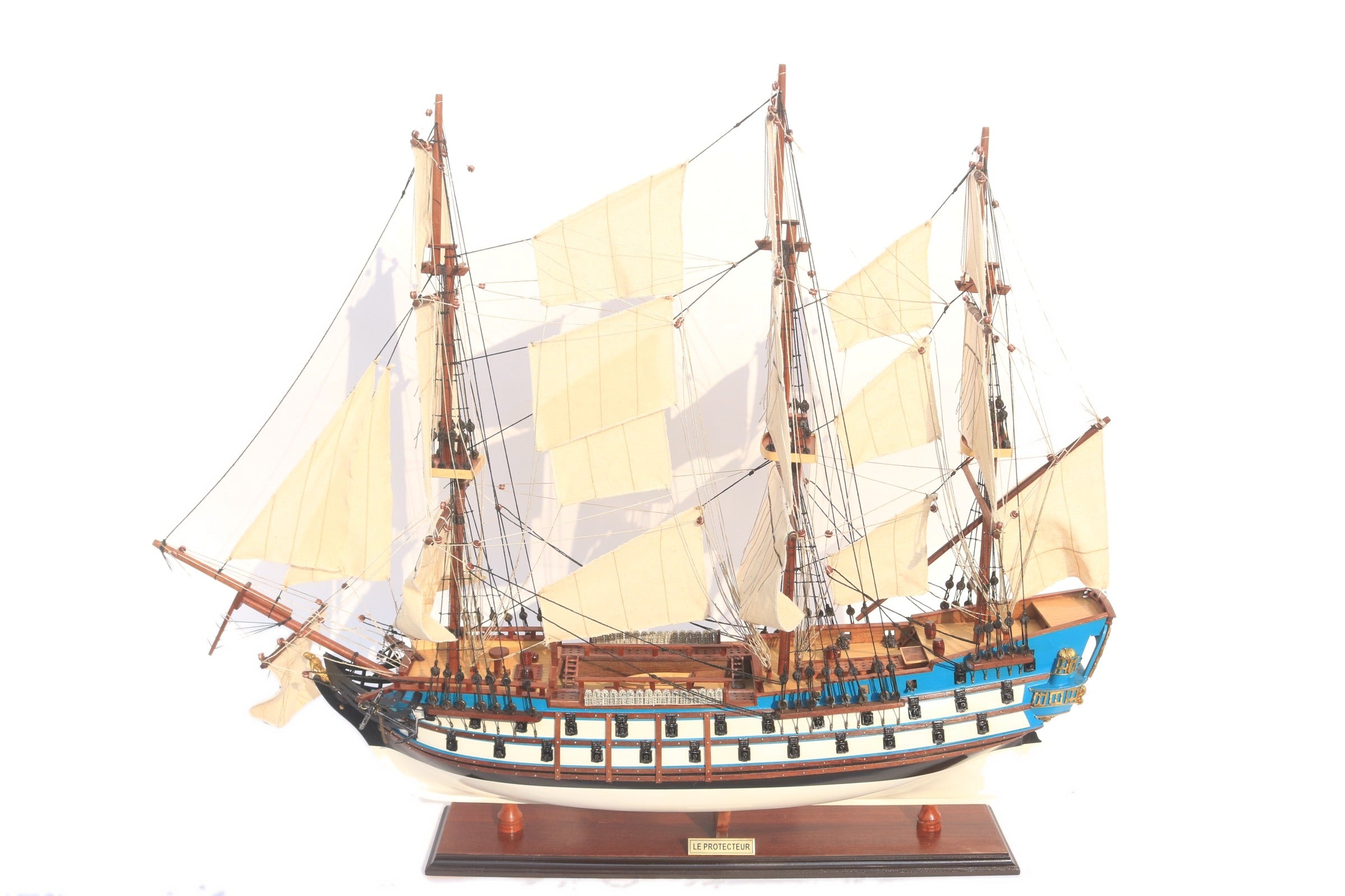 Modellsegelschiff Le Protecteur Painted 78 x 19 x H. 78 cm
