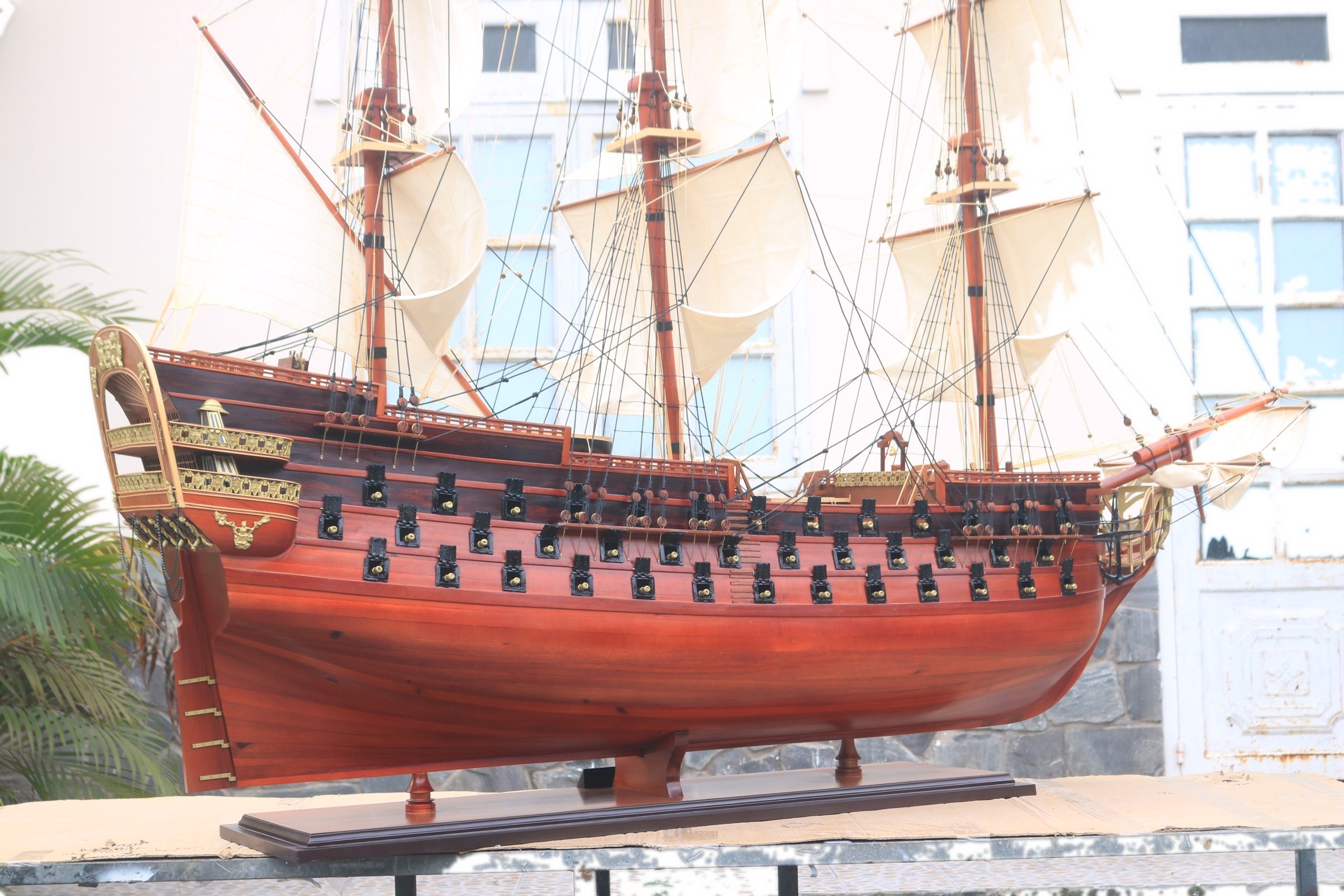 Model Tall Ship Royal Louis 210 x 80 x H. 245 cm