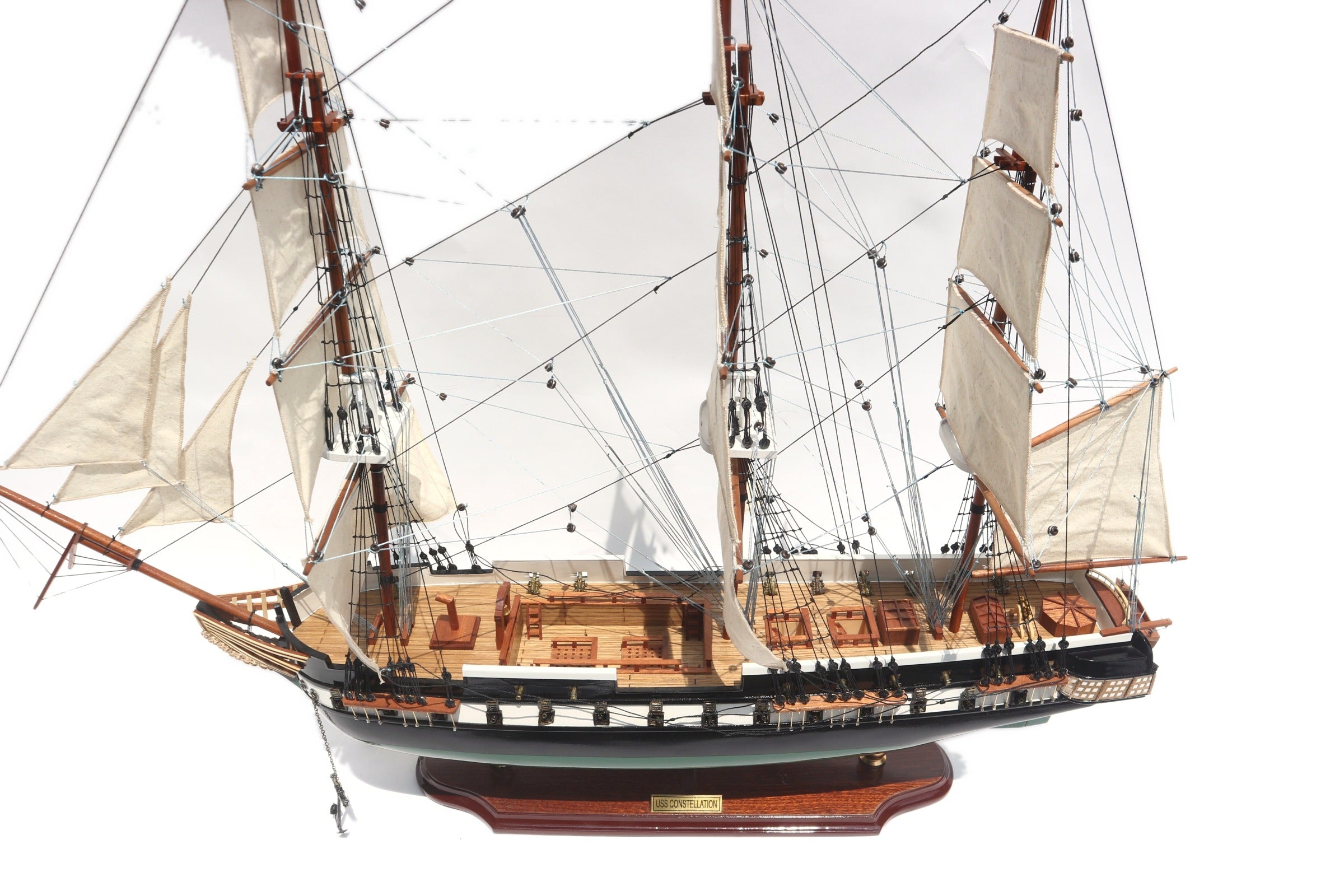 Model Tall Ship USS Constellation Painted 80 x 18 x H. 78 cm