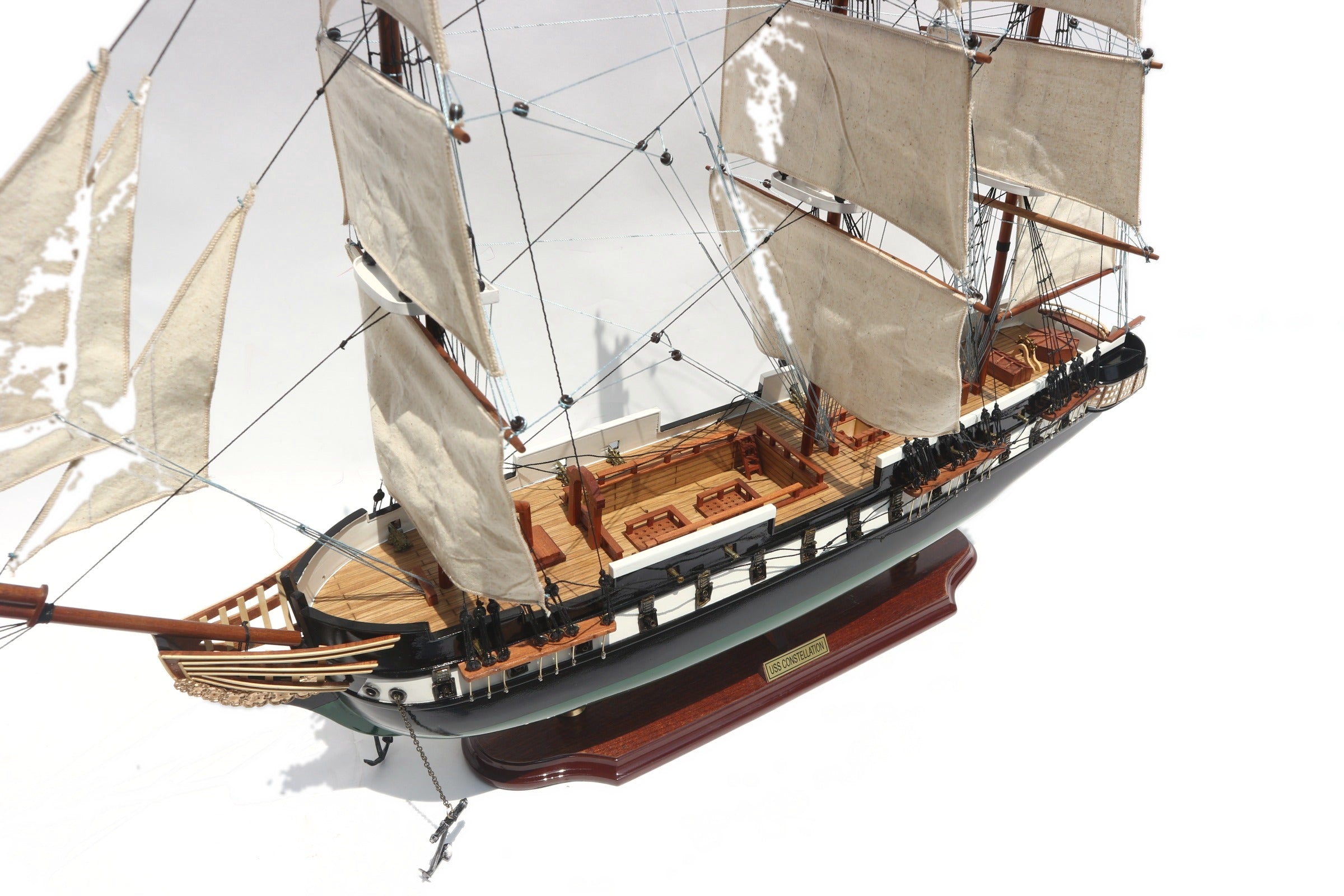 Model Tall Ship USS Constellation Painted 80 x 18 x H. 78 cm