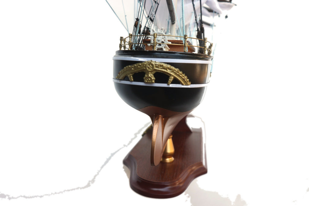 Model Tall Ship Cutty Sark Copper Color Hull 70 x 12 x H. 65 cm
