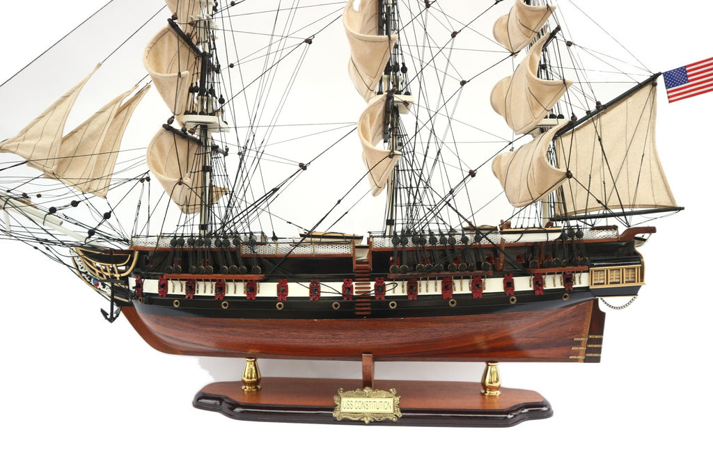 Model Tall Ship USS Constitution Painted (Detail) 100 x 25 x H. 70 cm