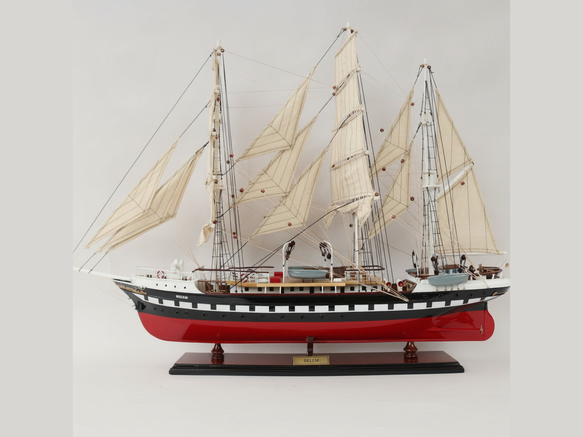 Model Tall Ship Belem 70 x 13 x H. 65 cm