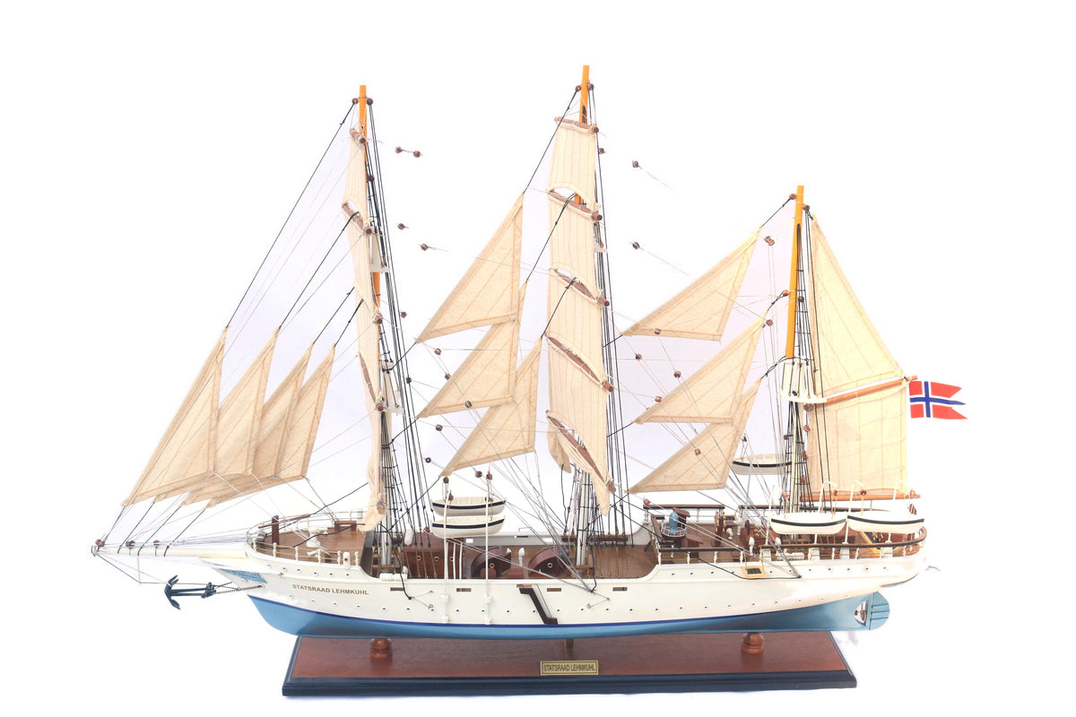 Model Tall Ship Statsraad Lehmkuhl 80 x 13 x H. 67 cm