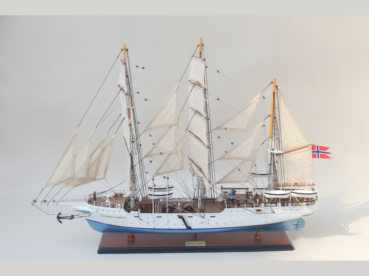 Model Tall Ship Statsraad Lehmkuhl 80 x 13 x H. 67 cm