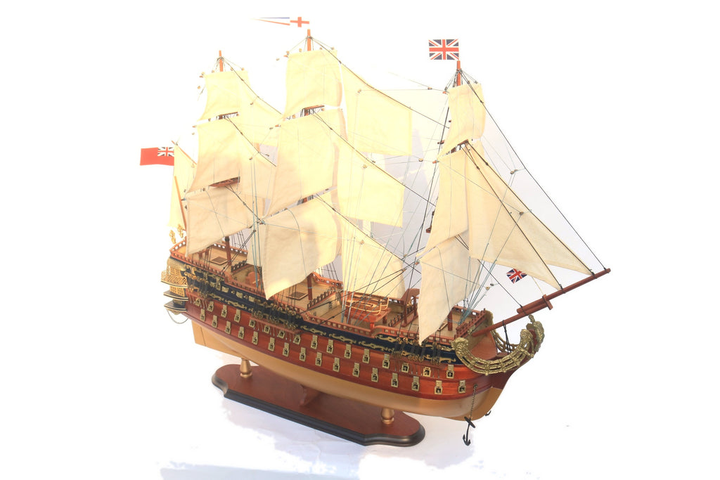 Model Tall Ship HMS Bellona 64 x 17 x H. 67 cm