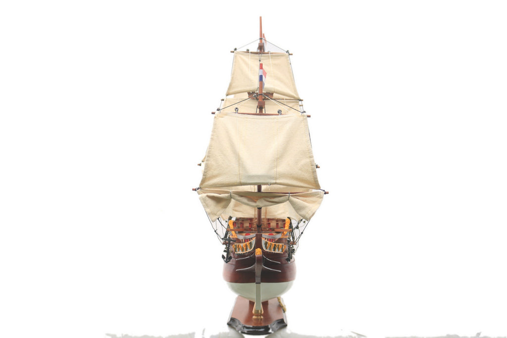 Model Tall Ship Batavia 83 x 19 x H. 75 cm