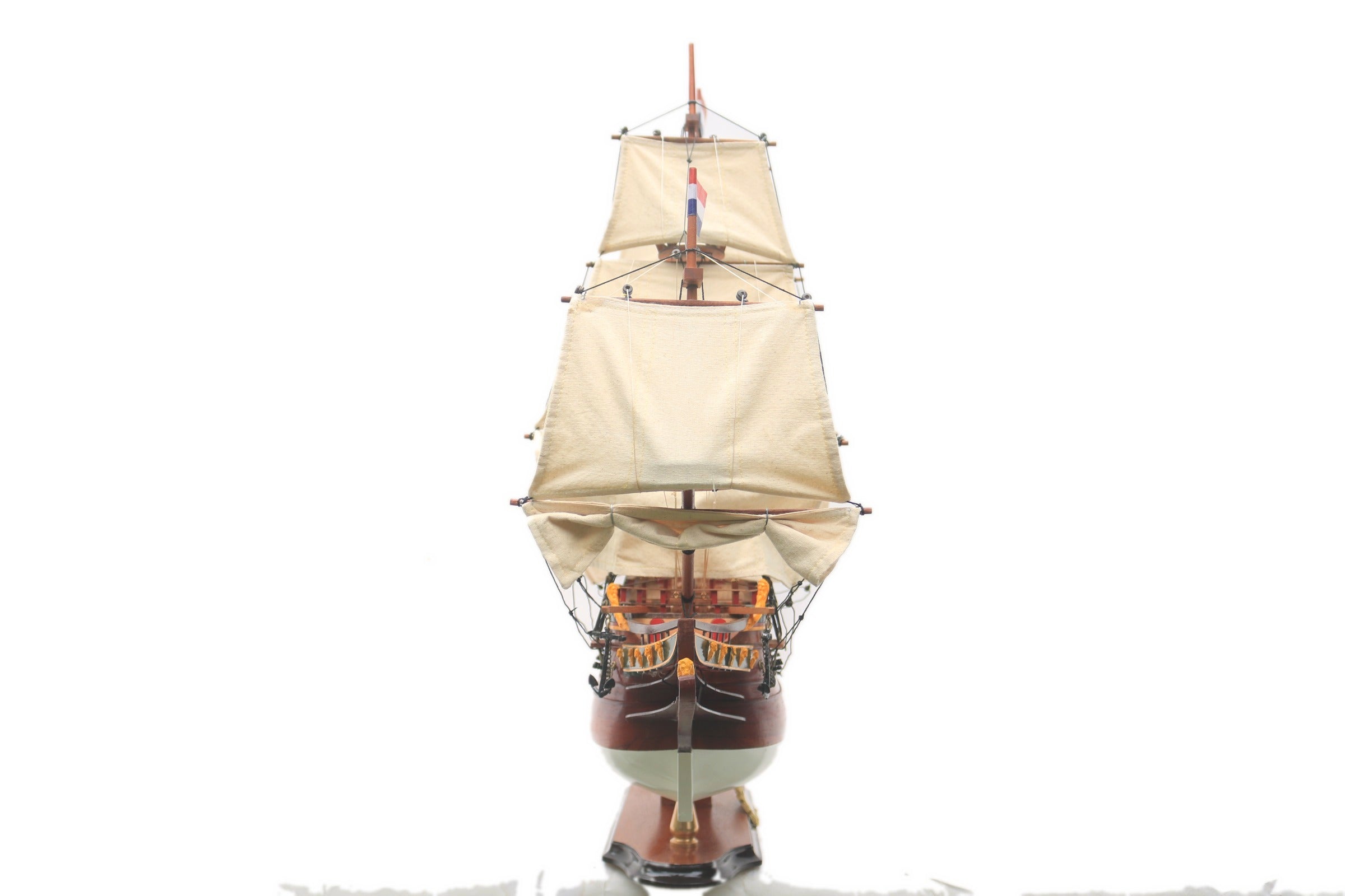 Model Tall Ship Batavia 83 x 19 x H. 75 cm