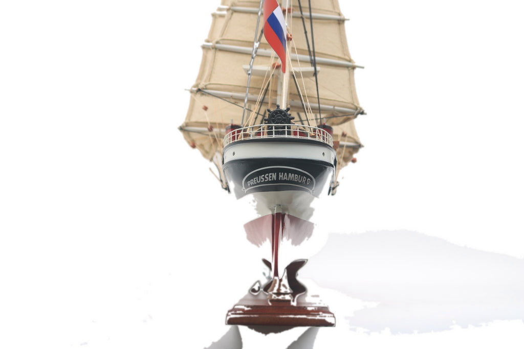 Model Tall Ship Preussen 80 x 12 x H. 50 cm
