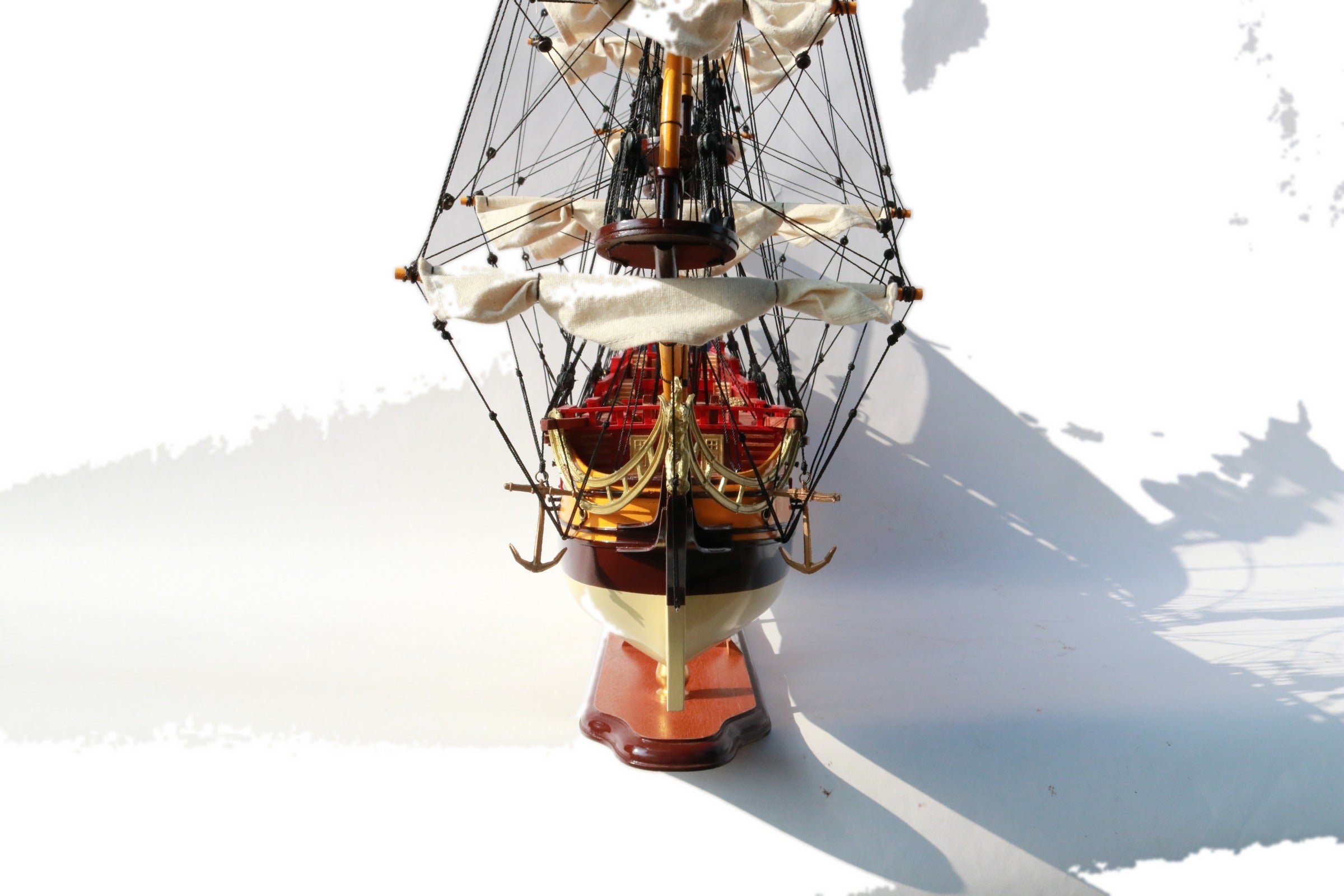Model Tall Ship La Licorne / Unicorn (Cream & Brown) 62 x 15 x H. 65 cm