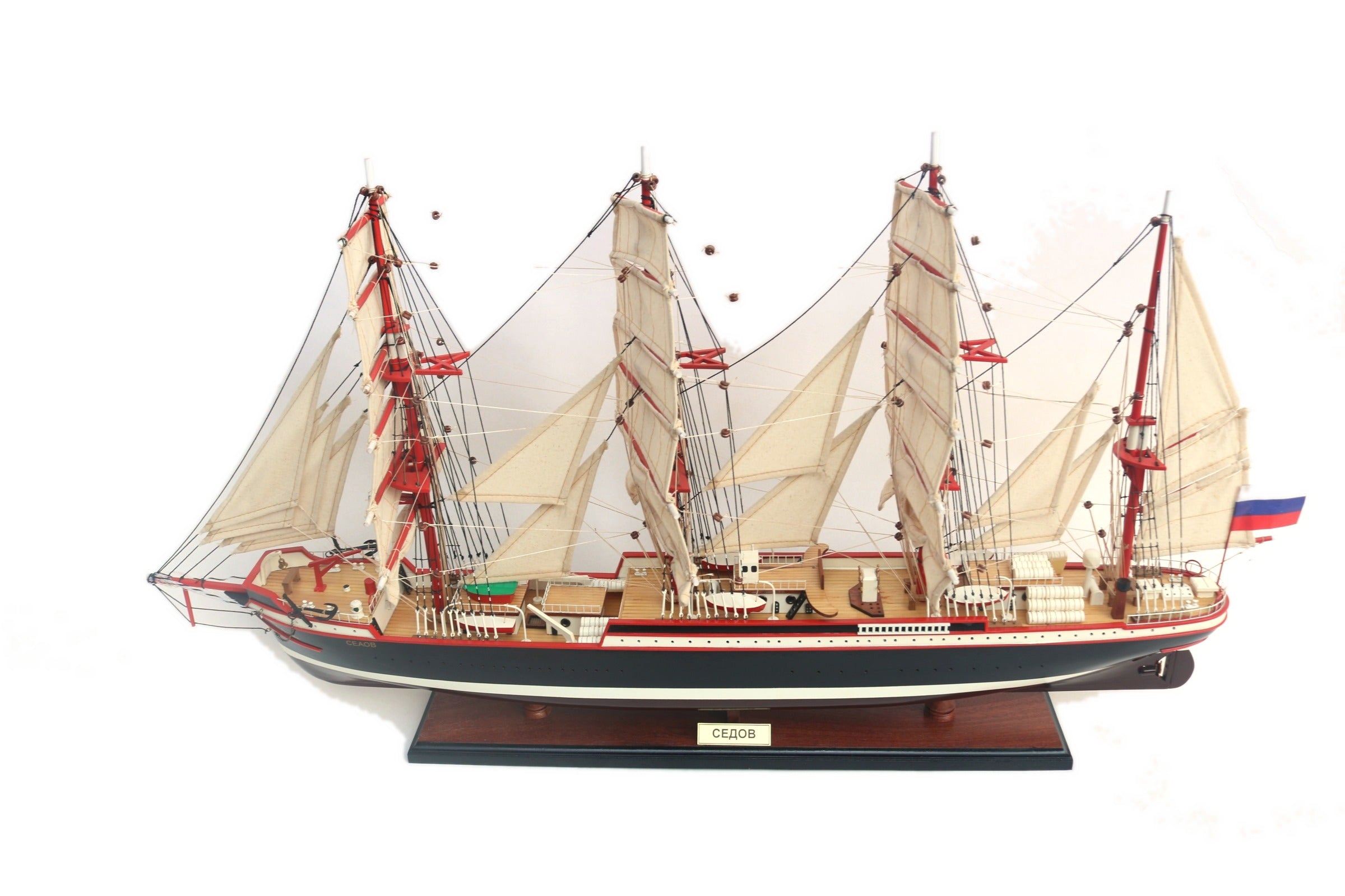 Model Tall Ship Sedov 80 x 11 x H. 52 cm