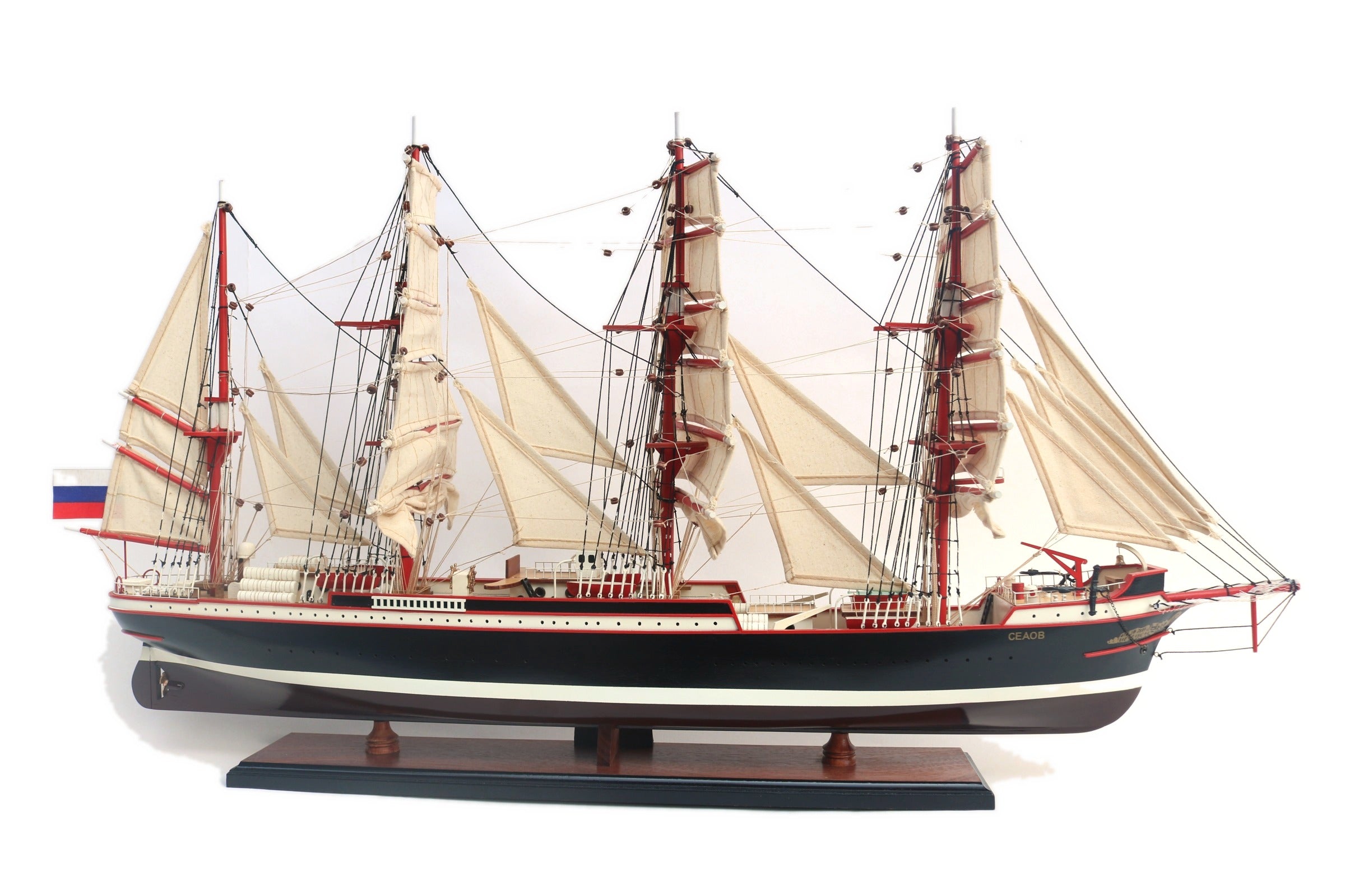 Model Tall Ship Sedov 80 x 11 x H. 52 cm