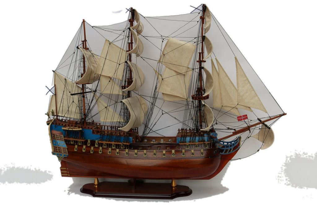 Model Tall Ship St. Pavel 80 x 16 x H. 76 cm