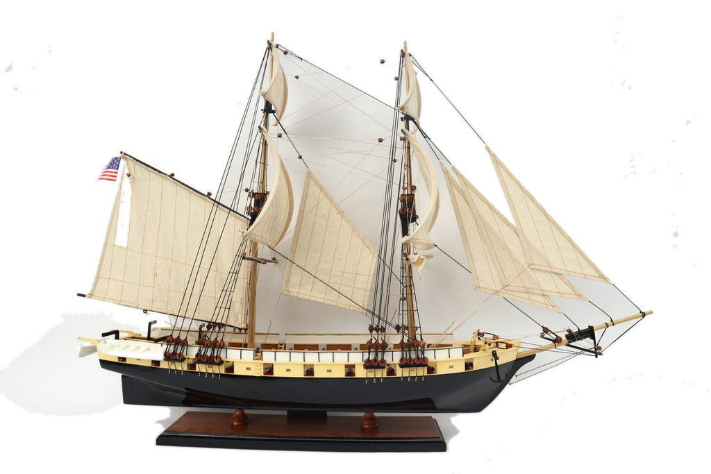 Model Tall Ship USS Niagara 70 x 15 x H. 65 cm