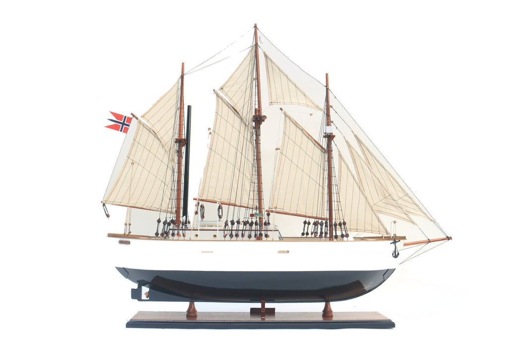 Model Tall Ship Maud 70 x 23 x H. 75 cm