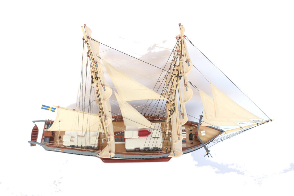 Model Tall Ship Tre Kronor Stockholm 108 x 35 x H. 80 cm