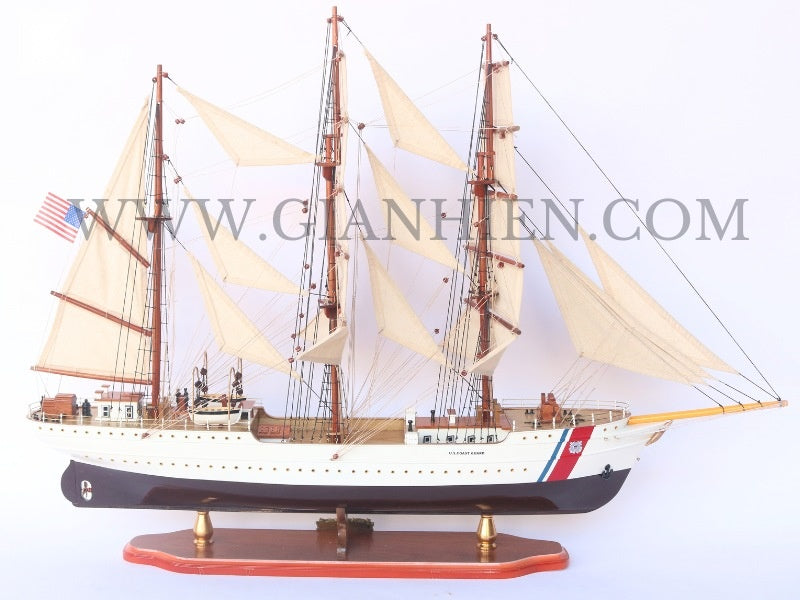 Model Tall Ship US Coast Guard Eagle Painted 60 x 13 x H. 57 cm