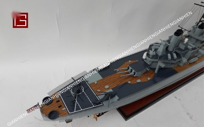 Model Warship USS New Jersey - BB62 100 x 13 x H. 30 cm