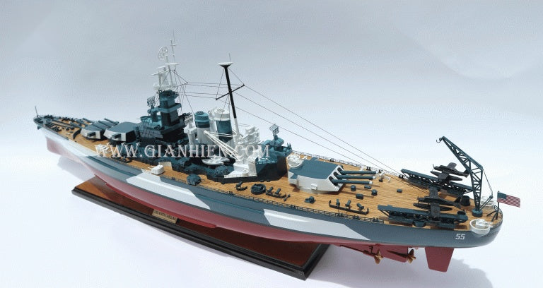 Model Warship USS North Carolina 100 x 16 x H. 34 cm